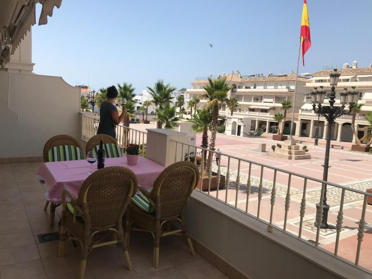 Apartamento Plaza Espana Nerja Bagian luar foto